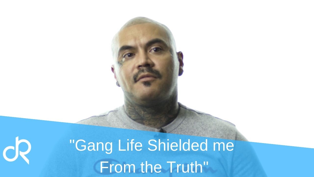 a recovering addict shares his story of being lost and trying to find love and meaning within the circles of gang culture